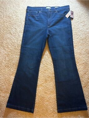 sofia by sofia vergara women’s Dark Blue High-Rise Flare Jeans NWT